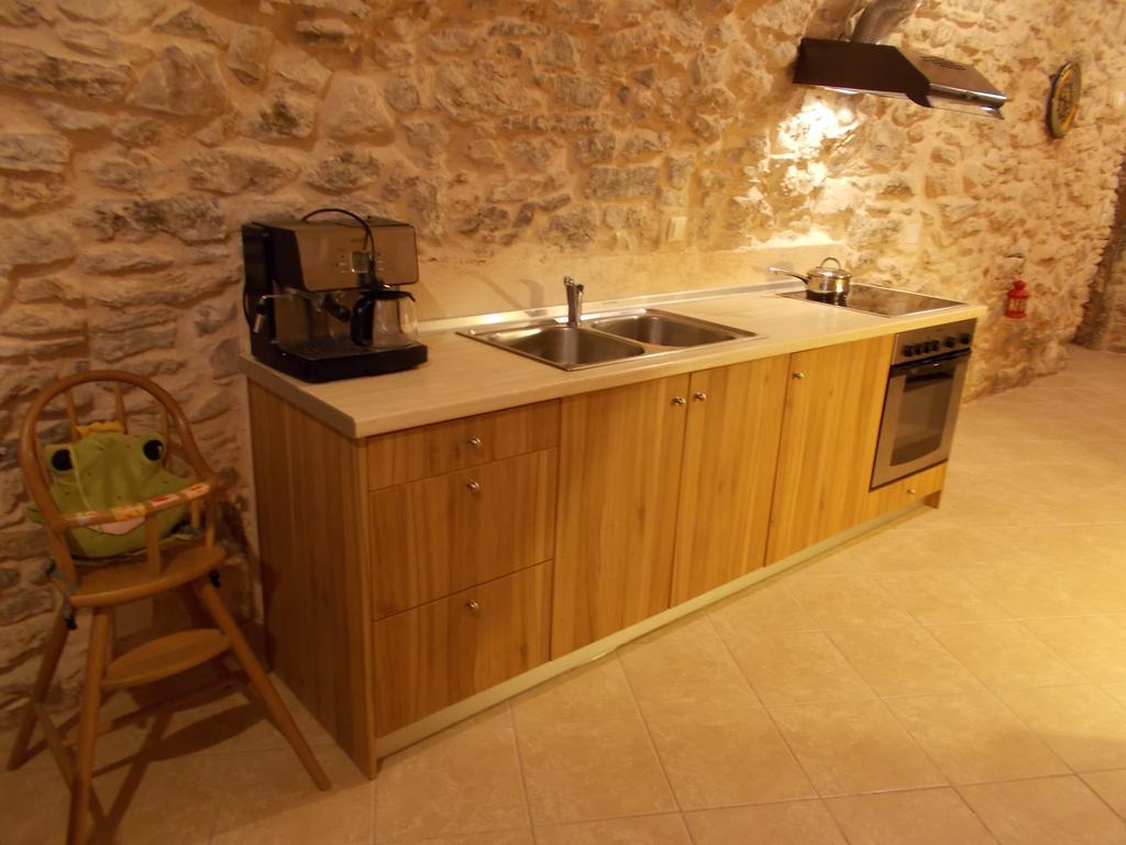 Traditional Guest House Chrisyis Pyrgi  Экстерьер фото